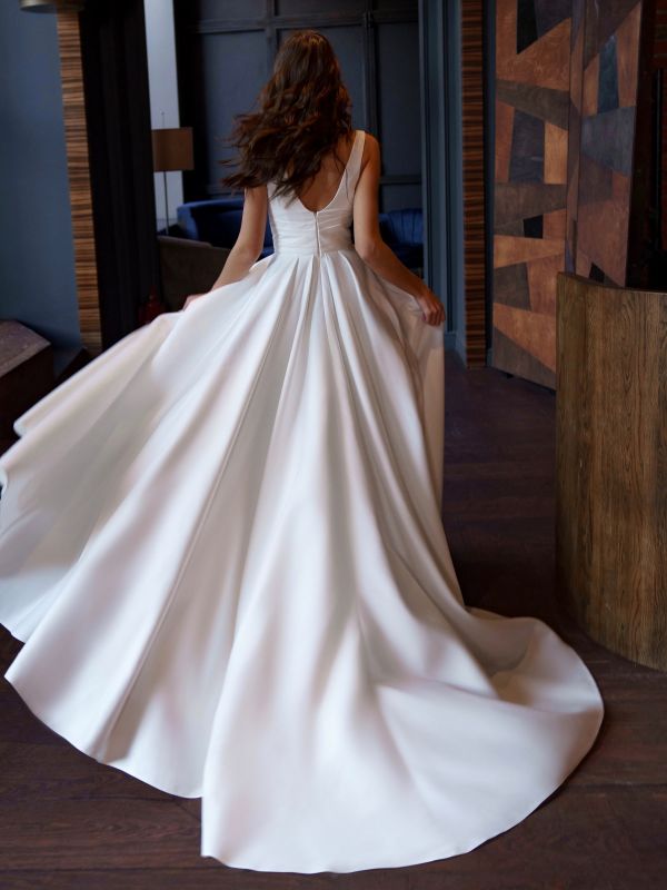 Свадебное платье May